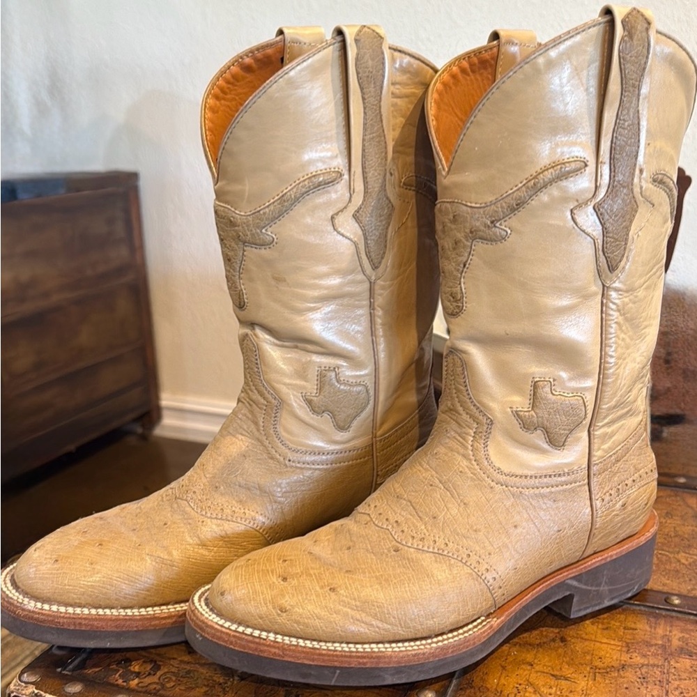 Men's Tan Cowboy Boots